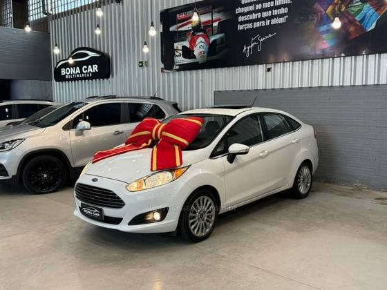 FORD FIESTA 1.6 TITANIUM PLUS SEDAN 16V FLEX 4P POWERSHIFT